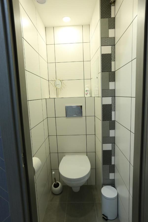 Comfy 2 Room Apartment - Free Parking - 350Mbps Wifi - Netflix كاوناس المظهر الخارجي الصورة