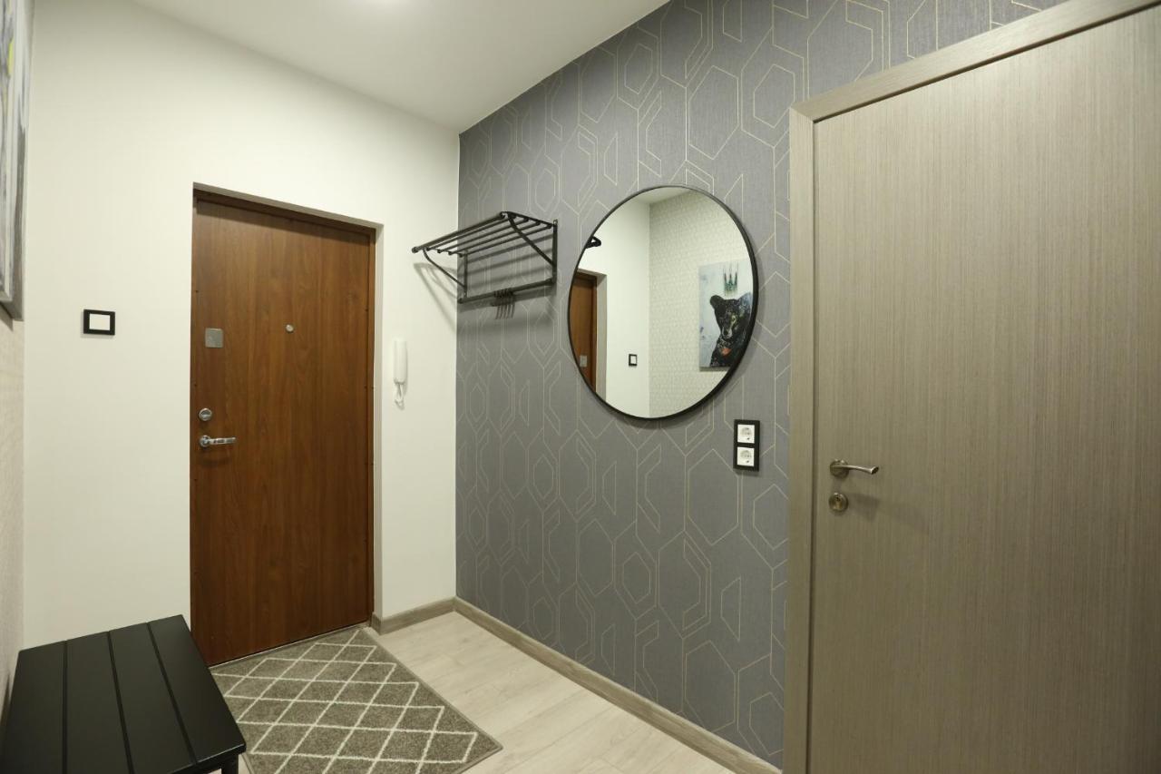 Comfy 2 Room Apartment - Free Parking - 350Mbps Wifi - Netflix كاوناس المظهر الخارجي الصورة