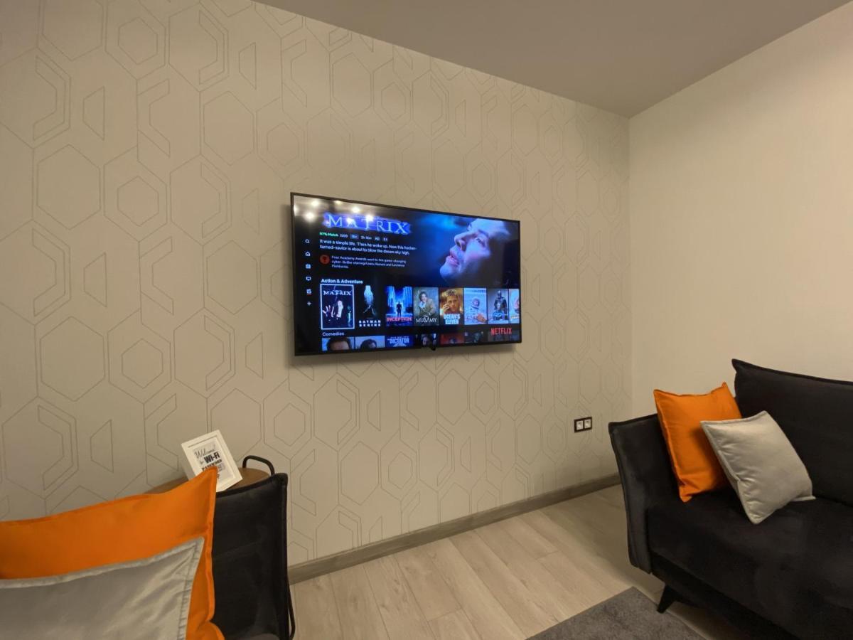 Comfy 2 Room Apartment - Free Parking - 350Mbps Wifi - Netflix كاوناس المظهر الخارجي الصورة